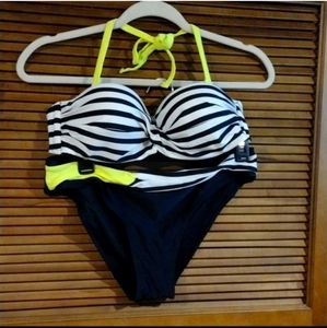🆕 2Pc Neon Black & White Bikini set